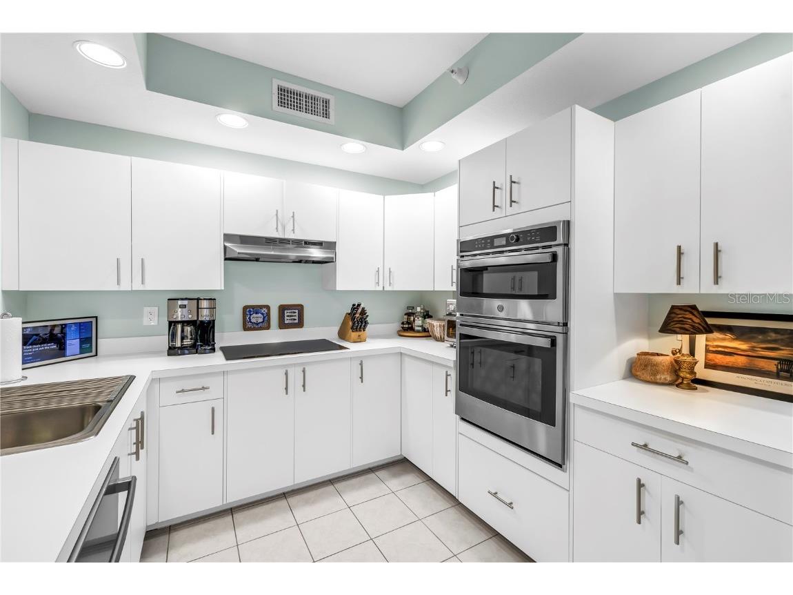 4801 Osprey Drive S #303 Saint Petersburg FL 33711 TB8448612 image19