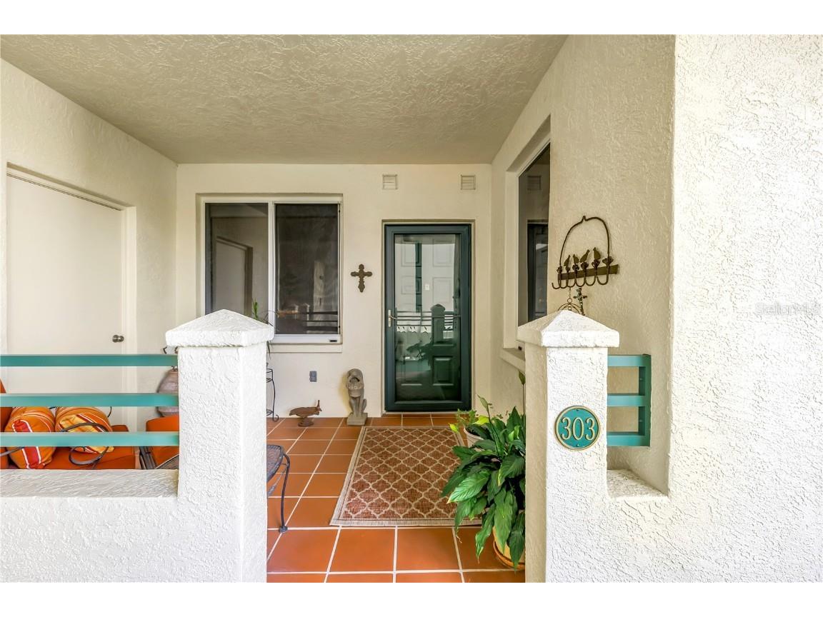 4801 Osprey Drive S #303 Saint Petersburg FL 33711 TB8448612 image2