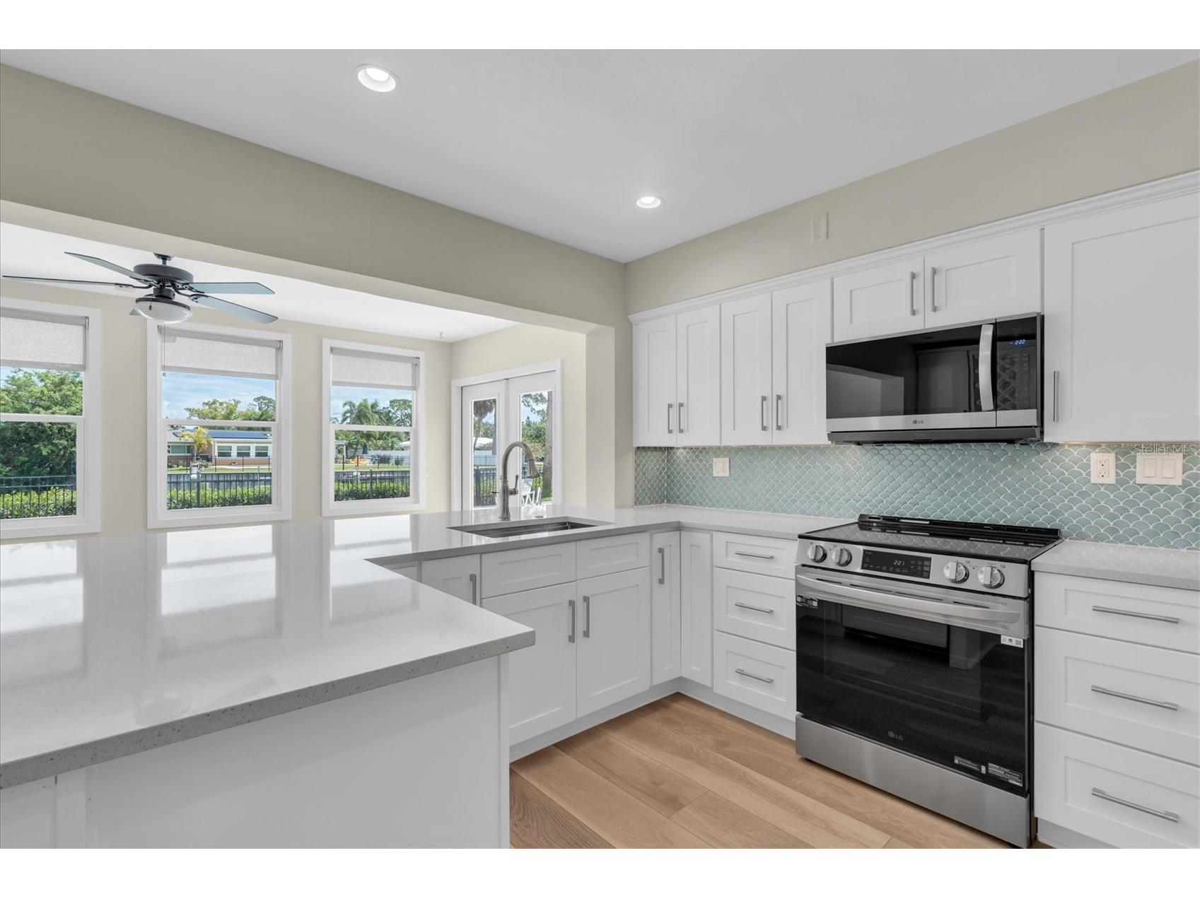 4801 Shore Acres Boulevard NE Saint Petersburg FL 33703 TB8496519 image10