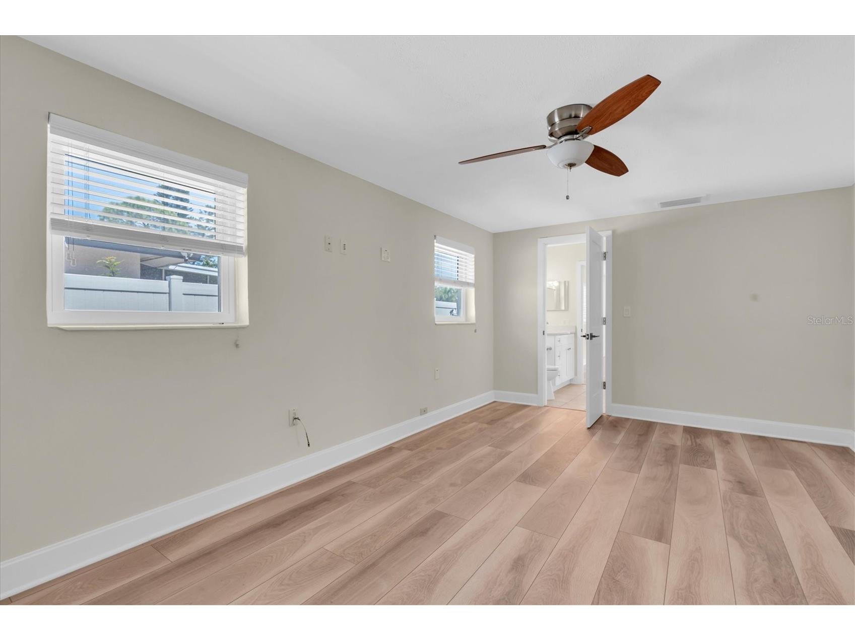 4801 Shore Acres Boulevard NE Saint Petersburg FL 33703 TB8496519 image20