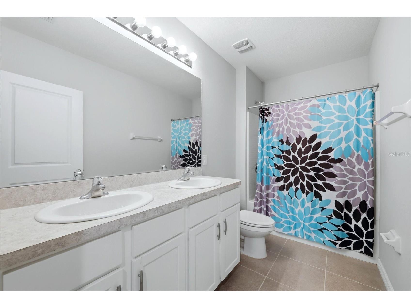 4801 Silver Topaz Street Sarasota FL 34233 A4688036 image32