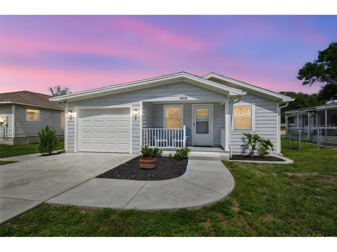 4802 18th Street Zephyrhills FL 33542 TB8390840 image1