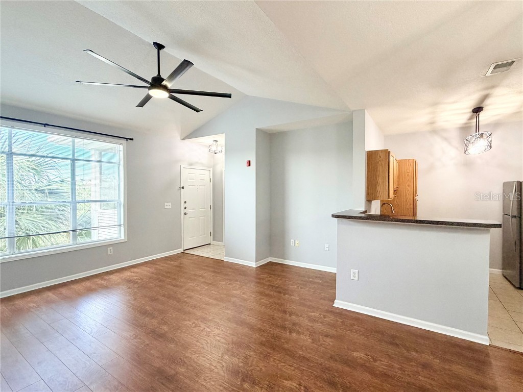 4802 51st Street W #106 Bradenton FL 34210 A4672763 image11