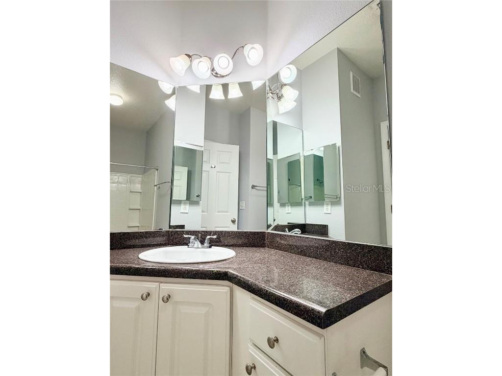 4802 51st Street W #106 Bradenton FL 34210 A4672763 image33