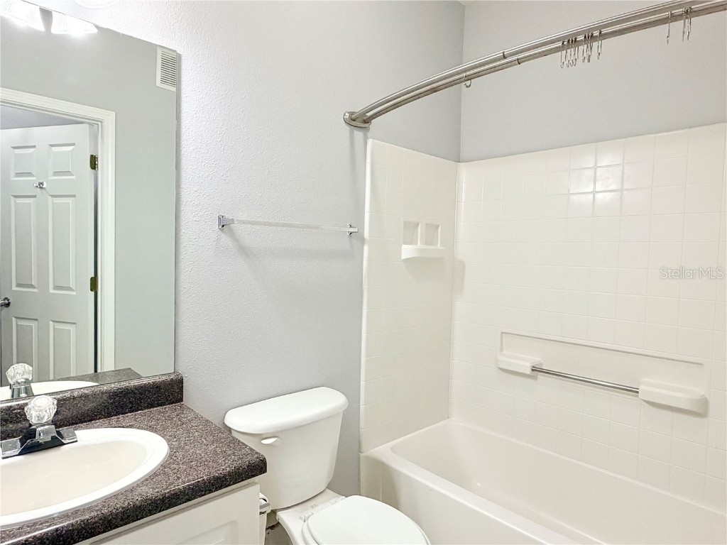 4802 51st Street W #106 Bradenton FL 34210 A4672763 image41