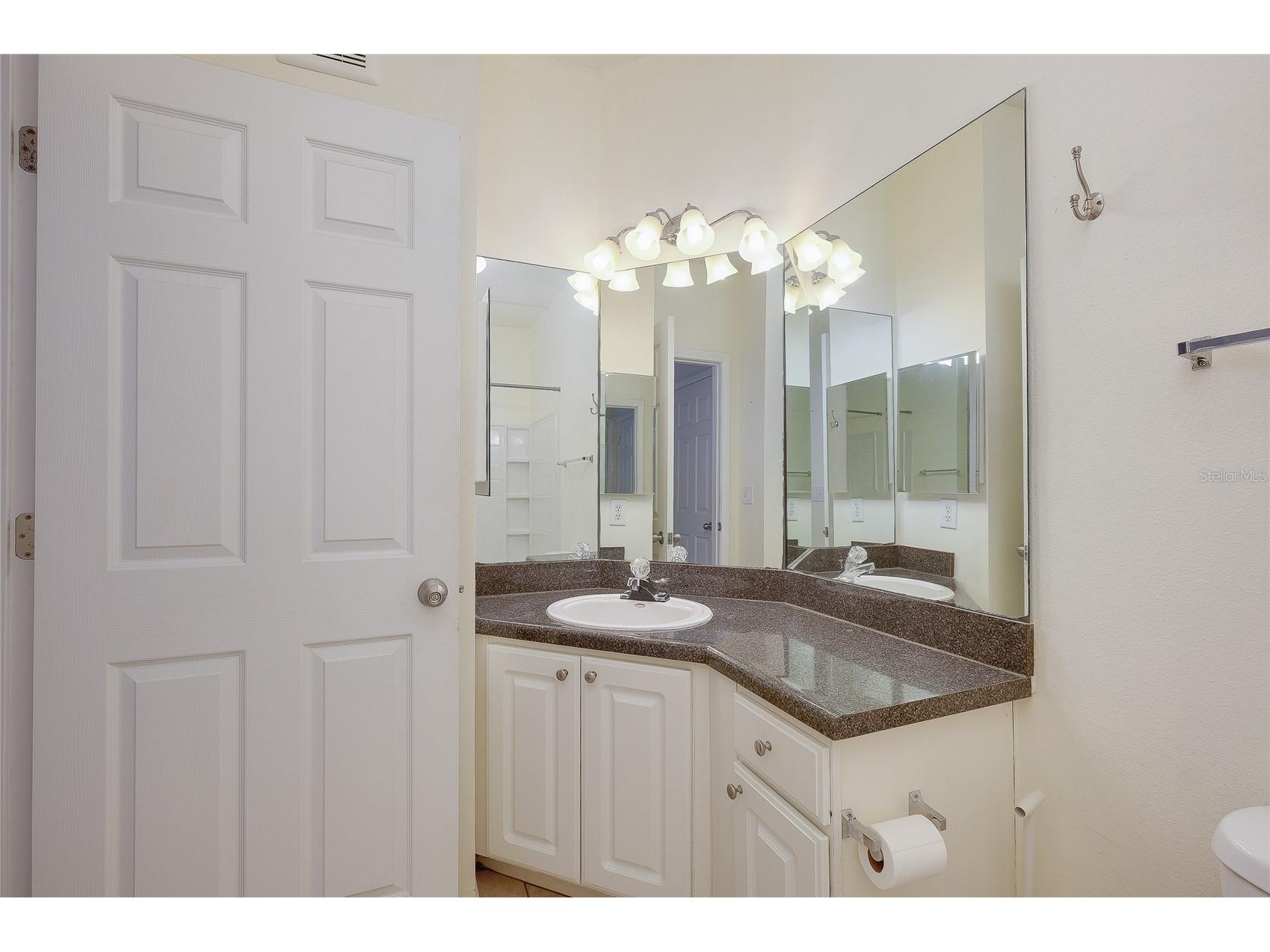 4802 51st Street W #1410 Bradenton FL 34210 A4699028 image37