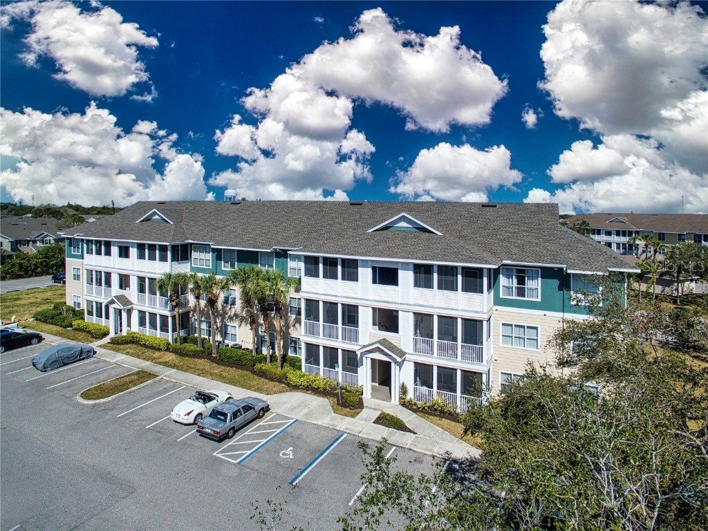 4802 51st Street W #1421 Bradenton FL 34210 A4560976 image1