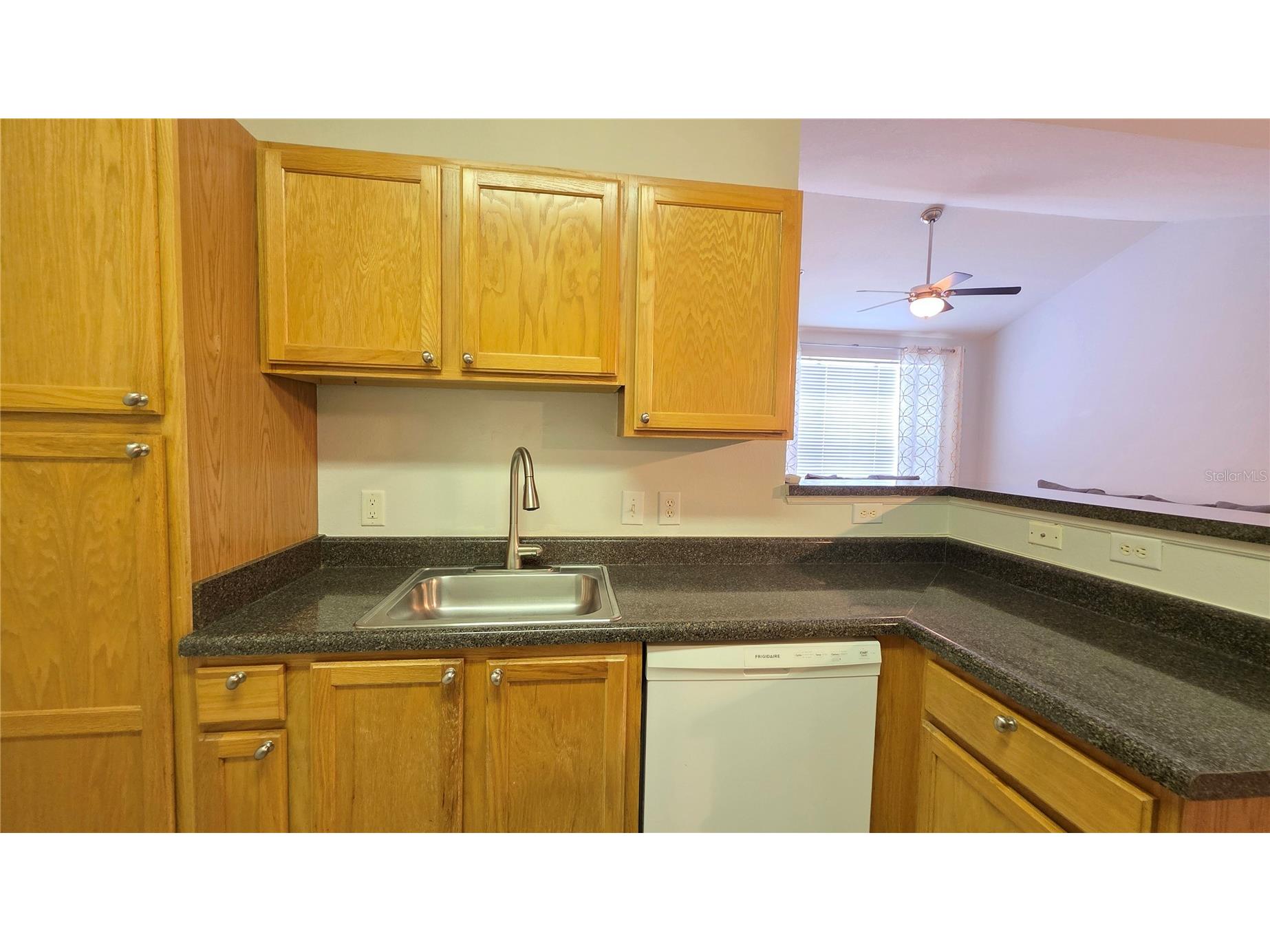 4802 51st Street W #1705 Bradenton FL 34210 A4694539 image2