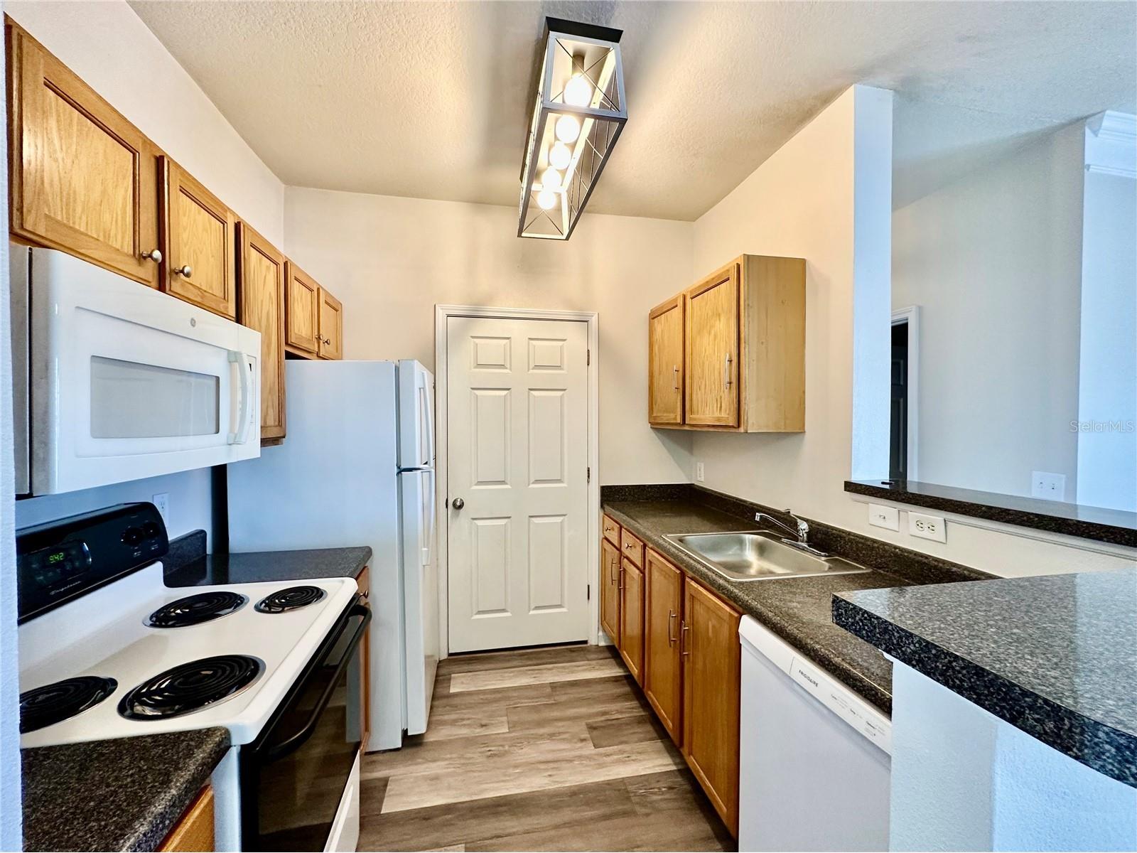 4802 51st Street W #2014 Bradenton FL 34210 A4691544 image8