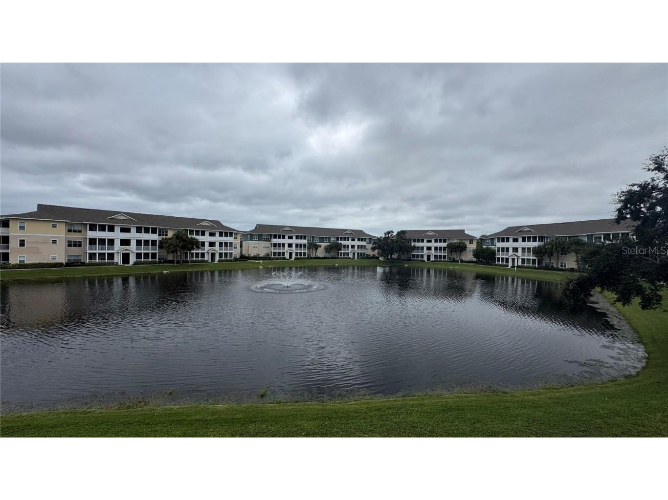 4802 51st Street W #322 Bradenton FL 34210 A4675814 image1