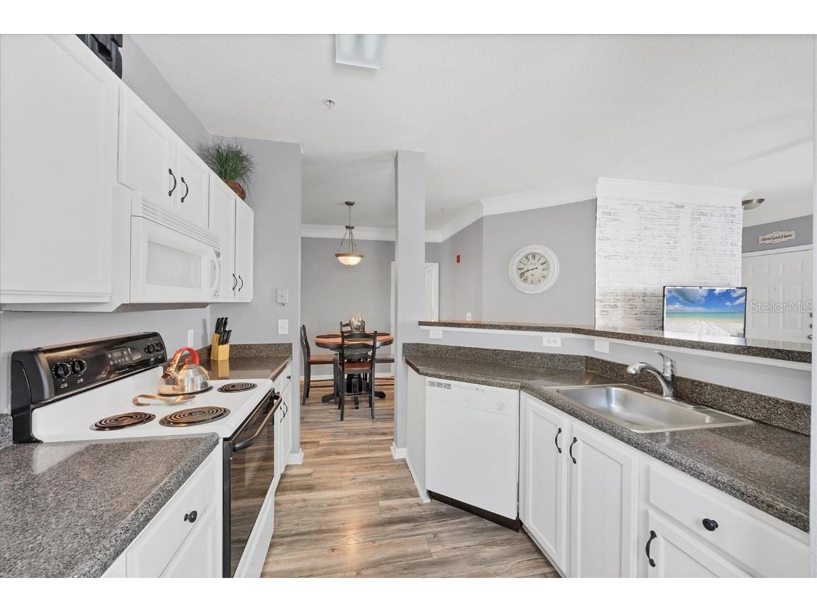 4802 51st Street W #503 Bradenton FL 34210 A4676404 image16