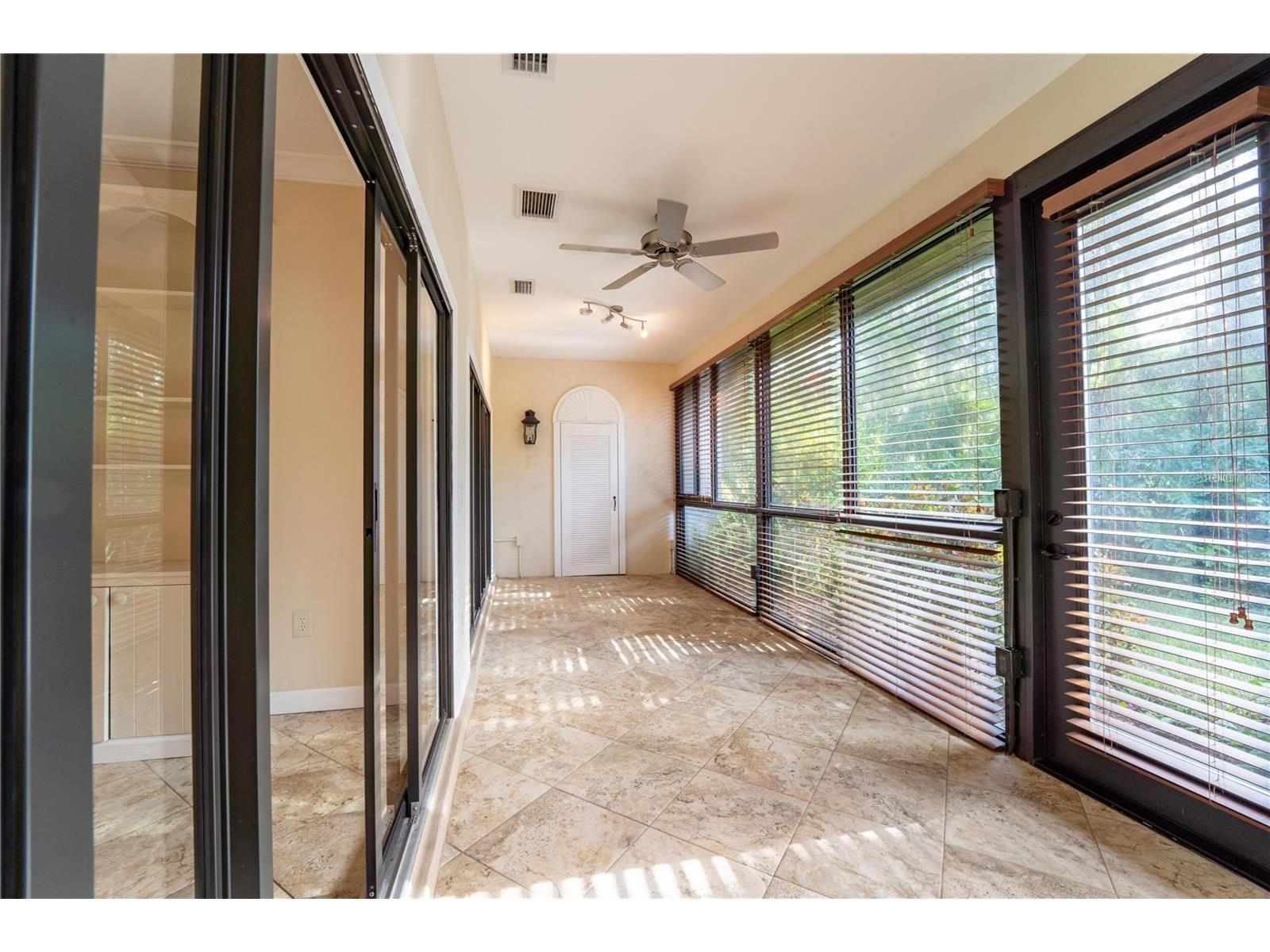 4802 Kestral Park Circle #22 Sarasota FL 34231 A4678273 image13