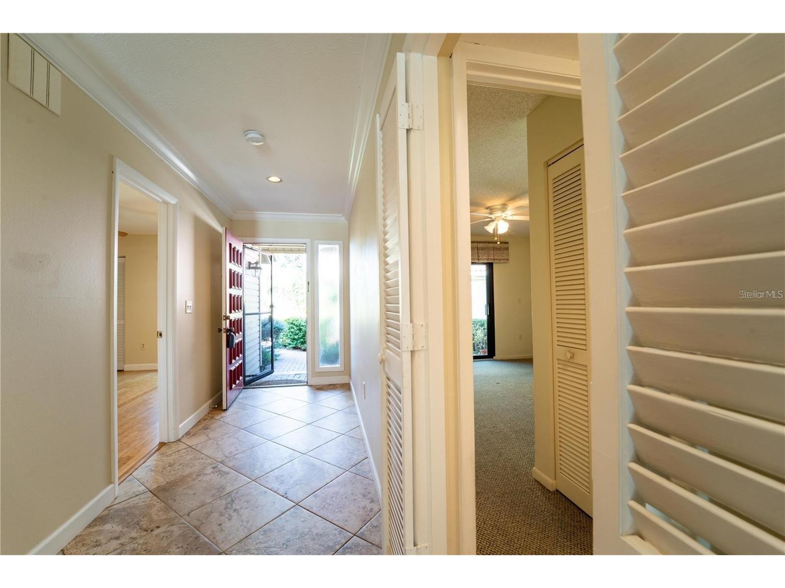 4802 Kestral Park Circle #22 Sarasota FL 34231 A4678273 image3