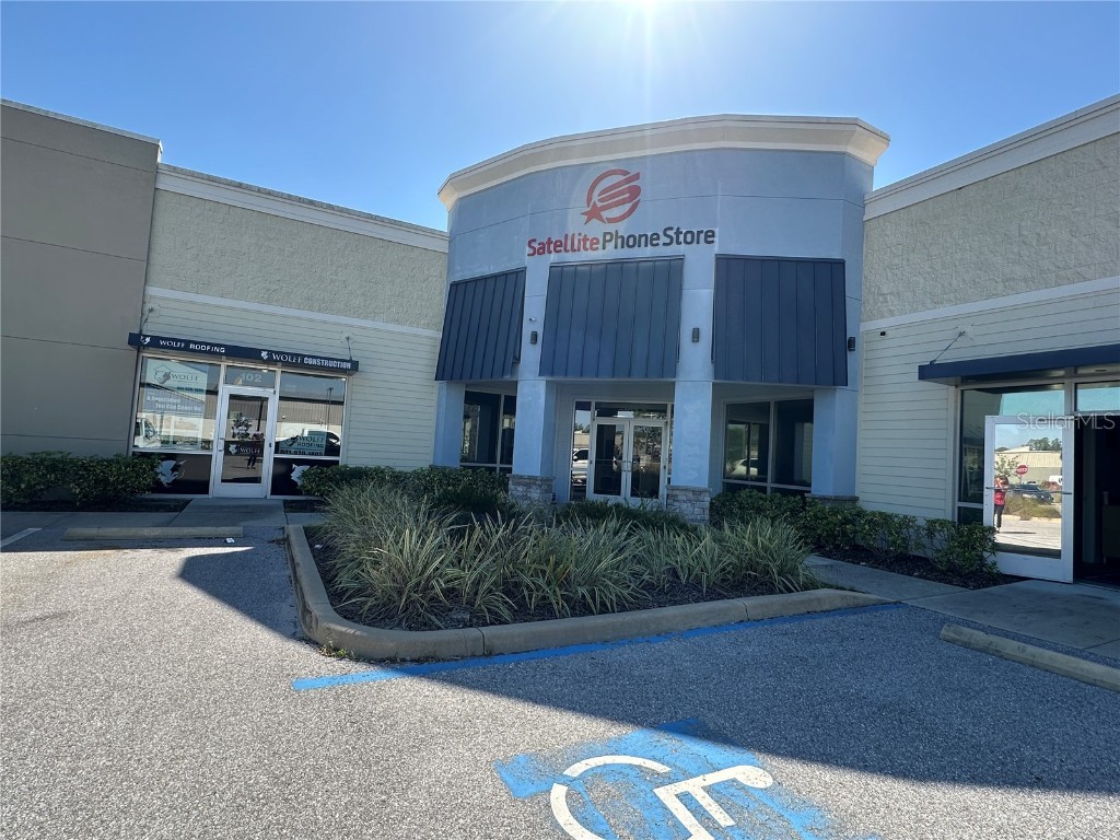 4802 Lena Road #102 Bradenton FL 34211 A4601274 image1