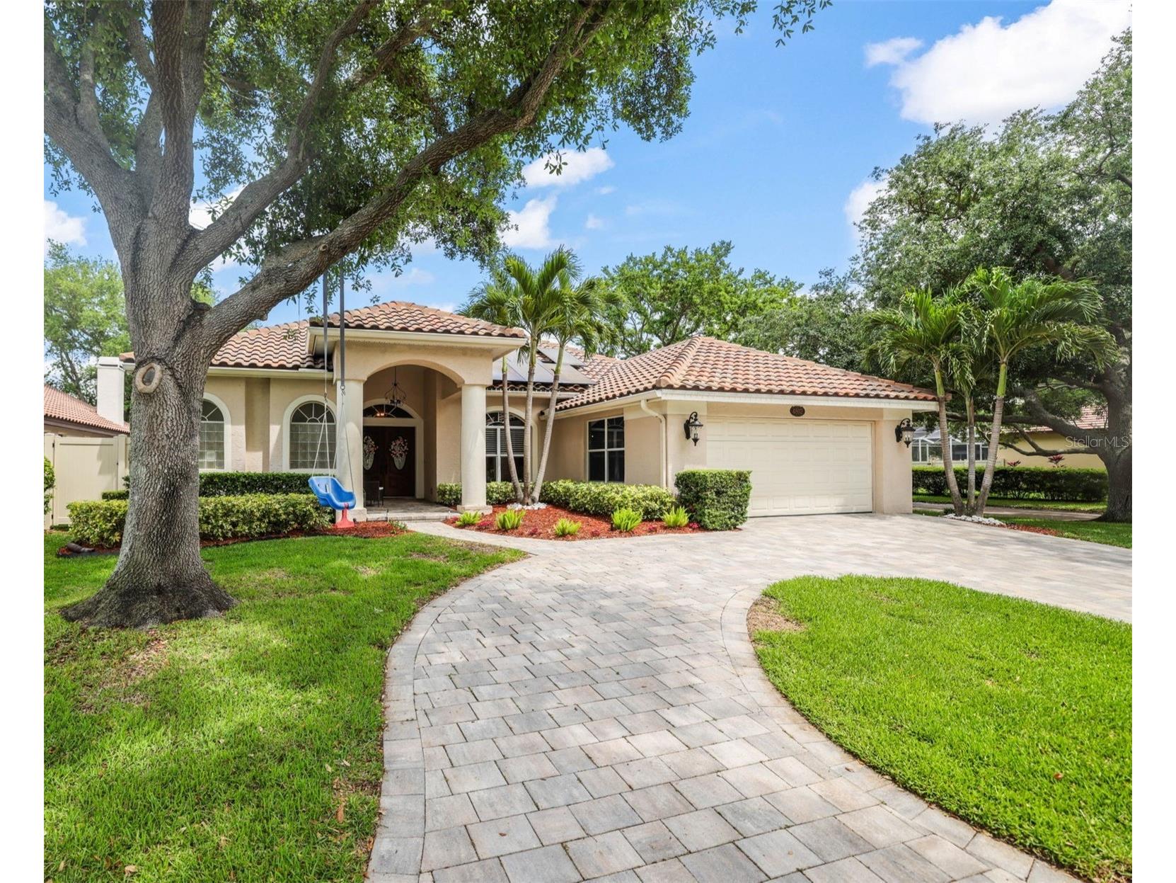 4802 Queen Palm Terrace NE Saint Petersburg FL 33703 TB8494923 image1