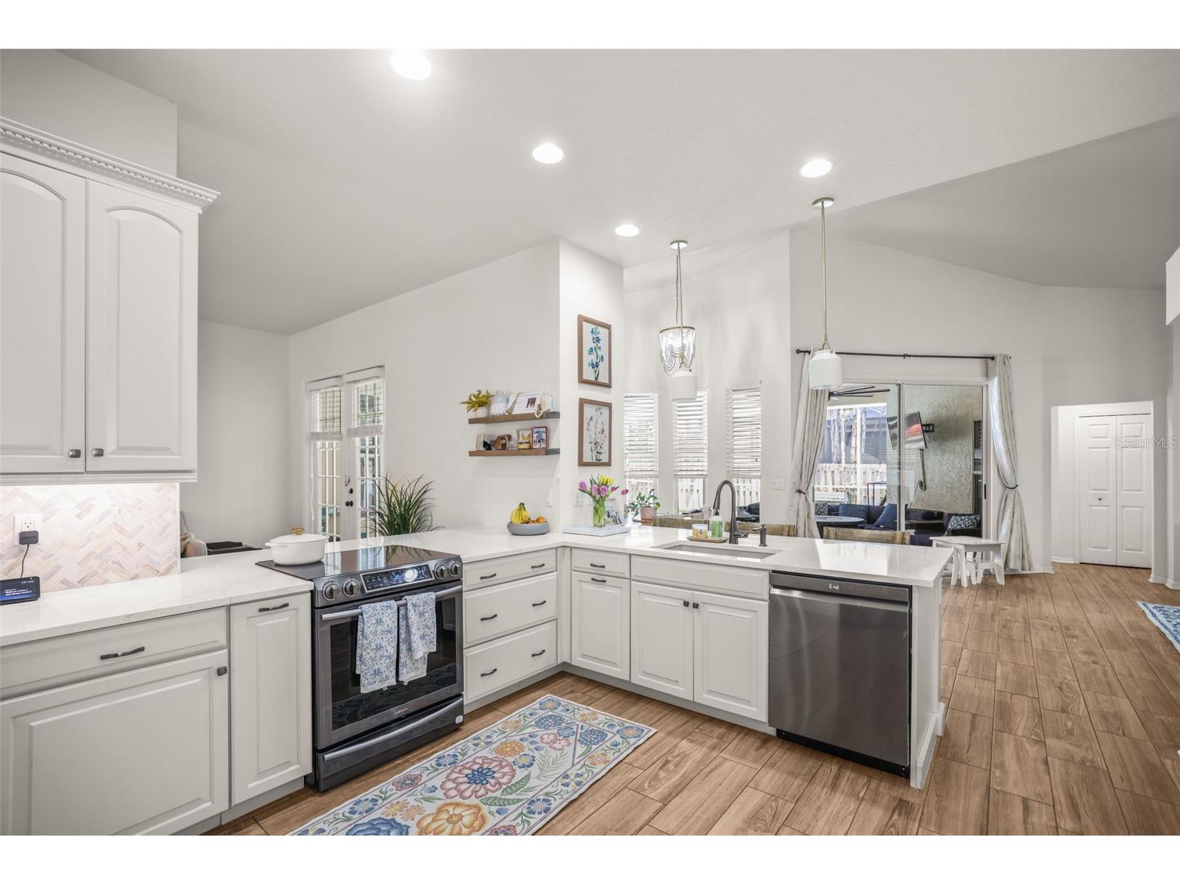 4802 Queen Palm Terrace NE Saint Petersburg FL 33703 TB8494923 image15