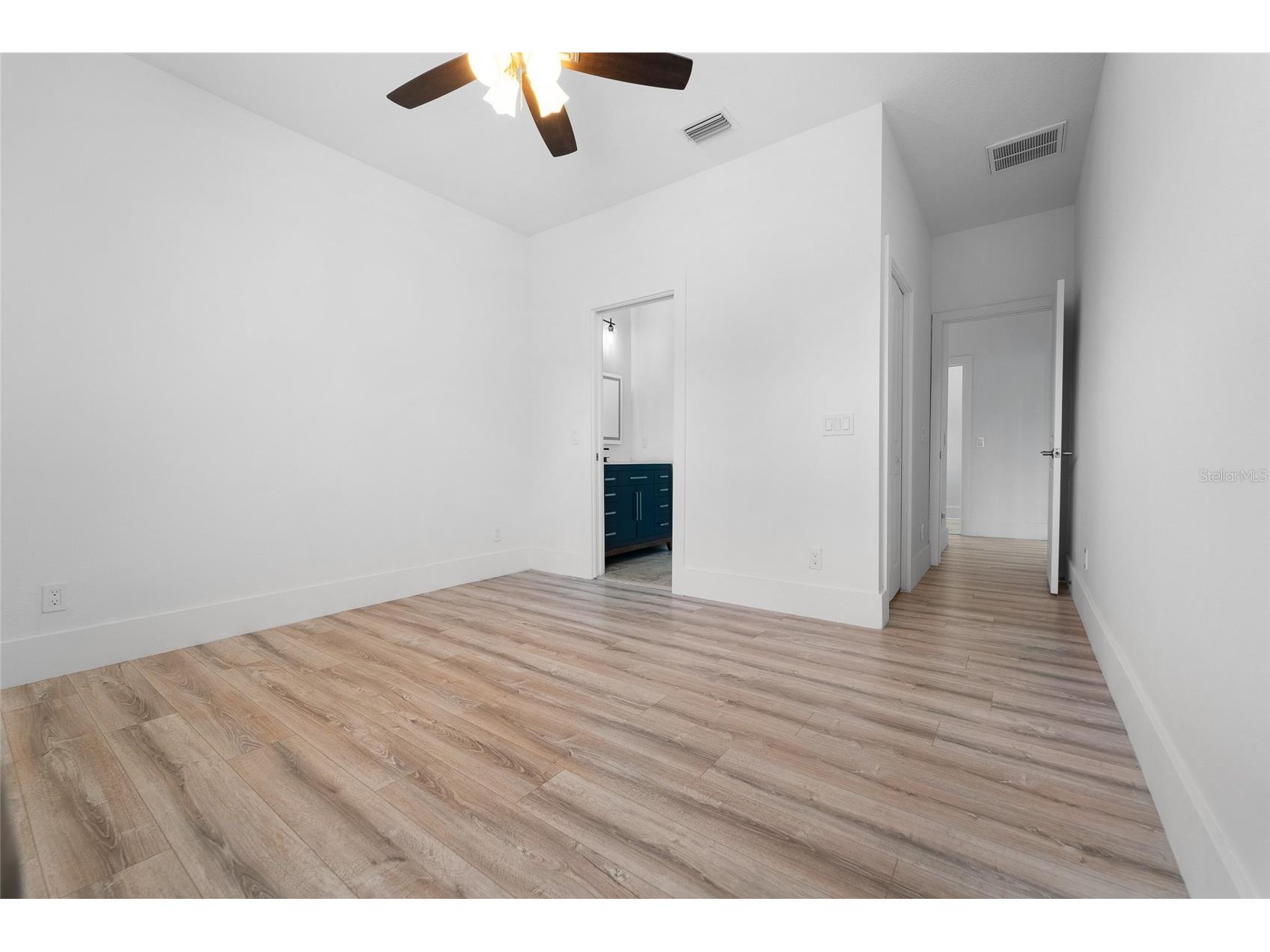 4802 W Beachway Drive Tampa FL 33609 TB8529477 image34