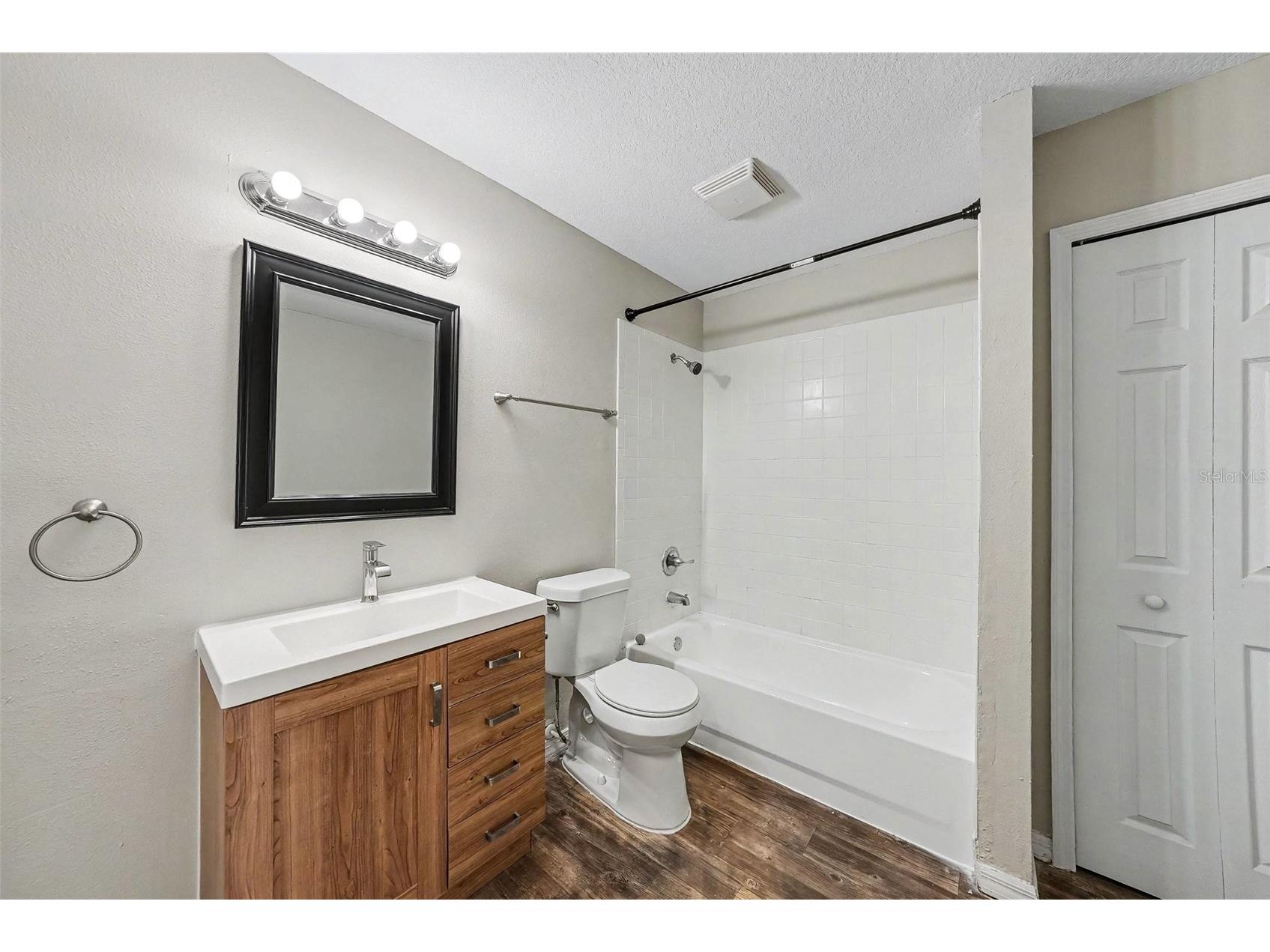 4803 Dunquin Place Tampa FL 33610 O6415152 image12