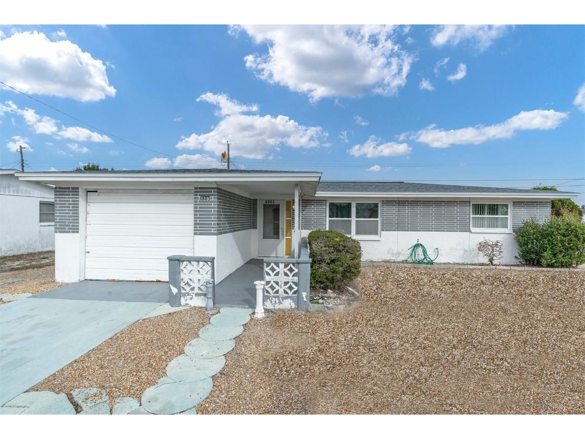 4803 Gaslight Avenue Holiday FL 34690 T3493593 image1