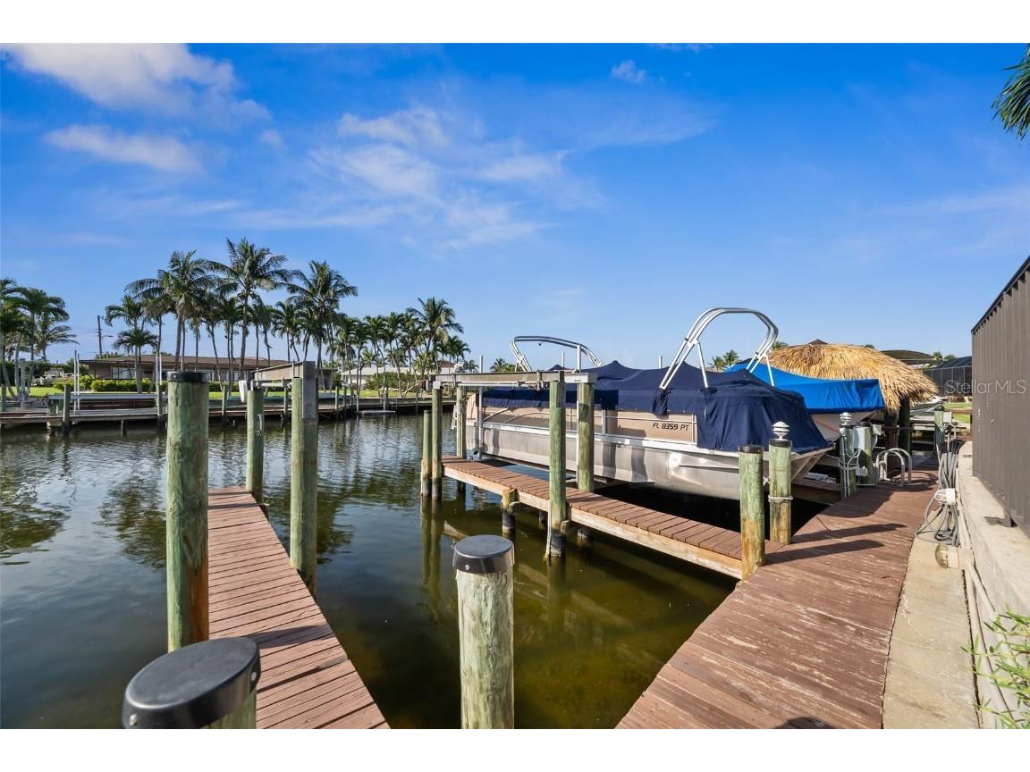 4803 SW Santa Barbara Court #5 Cape Coral FL 33914 - SAN CARLOS CANAL C7510801 image5