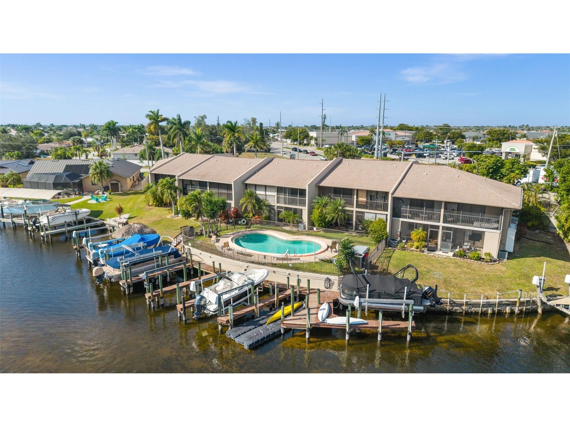 4803 SW Santa Barbara Court #8 Cape Coral FL 33914 - SAN CARLOS CANAL C7519314 image37