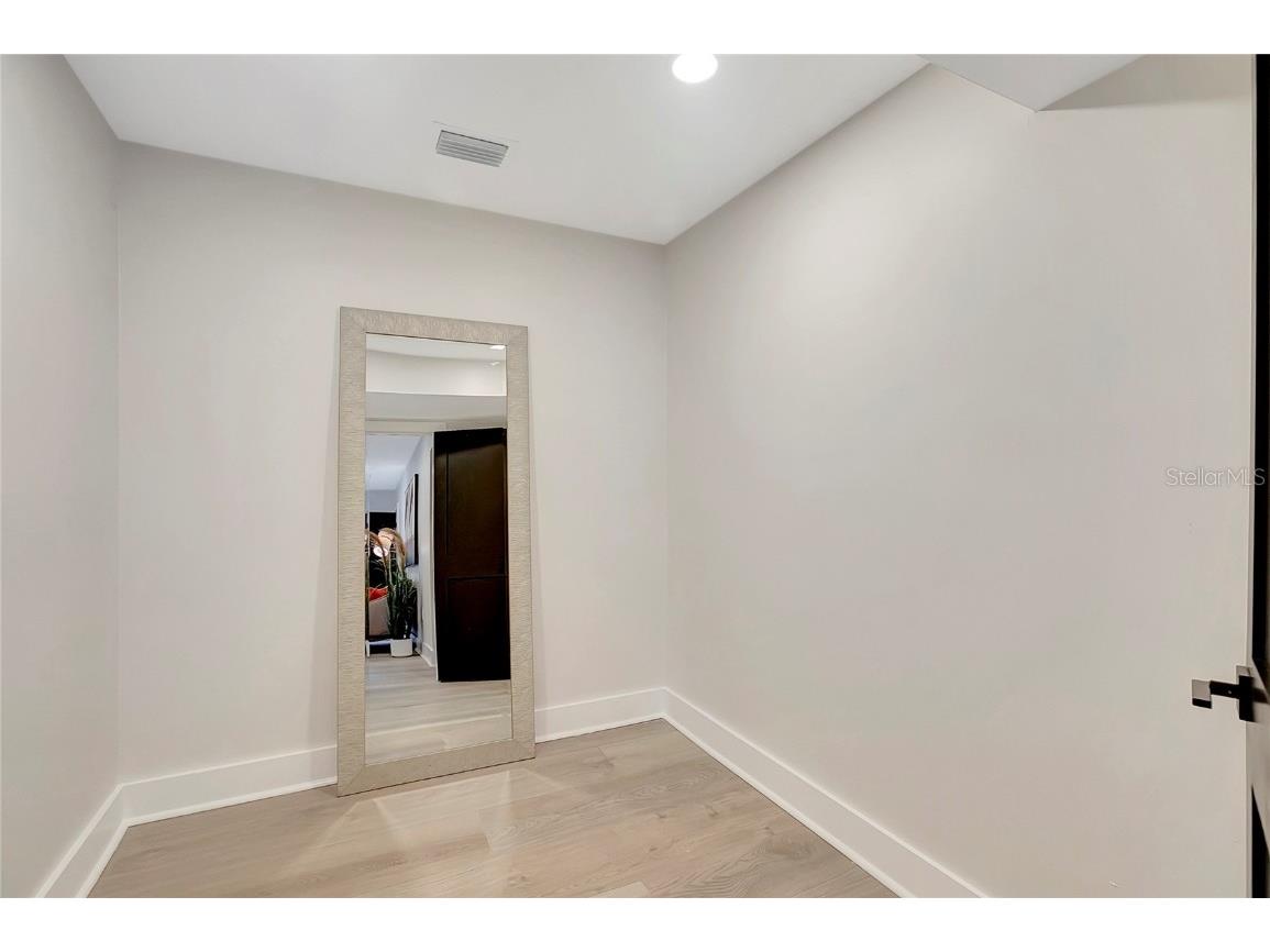 4803 W Longfellow Avenue Tampa FL 33629 TB8424391 image30