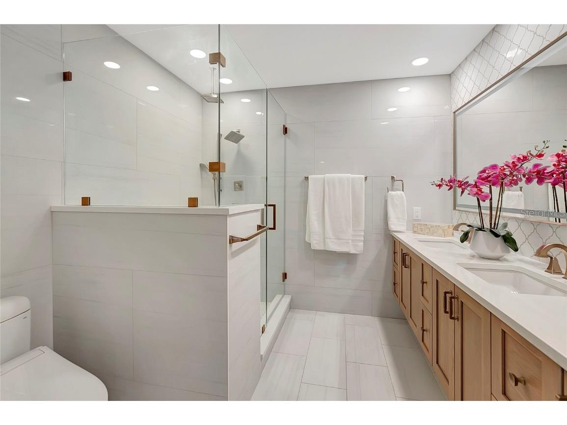 4803 W Longfellow Avenue Tampa FL 33629 TB8424391 image32