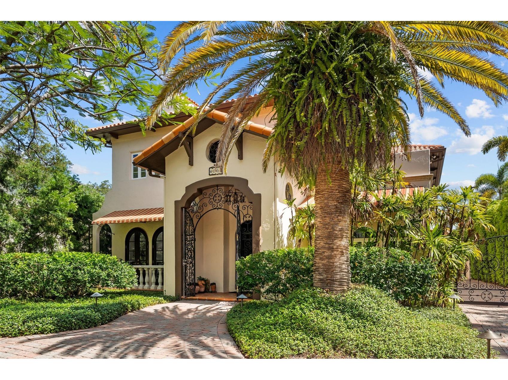 4803 W Woodmere Road Tampa FL 33609 TB8520503 image1