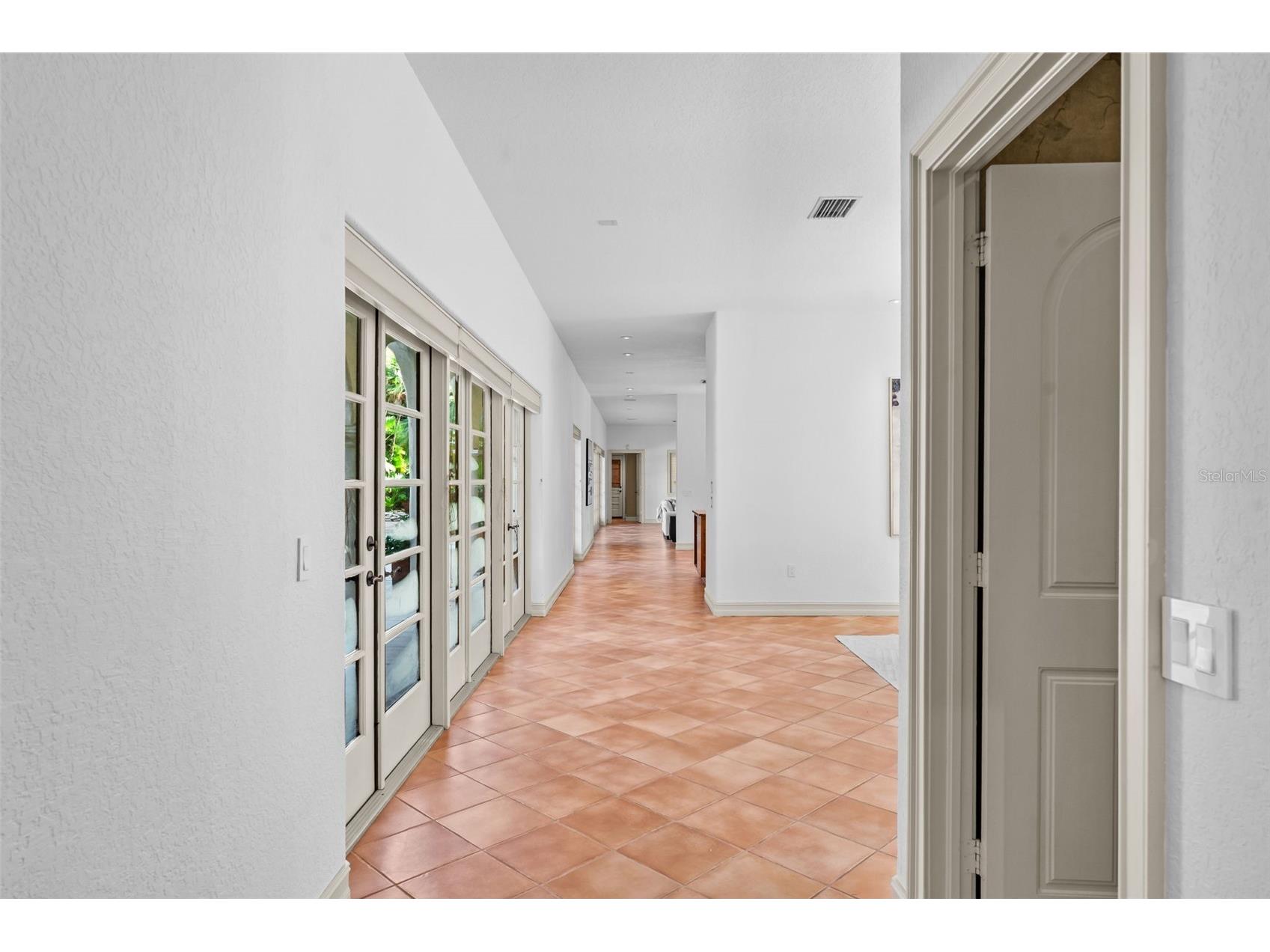 4803 W Woodmere Road Tampa FL 33609 TB8520503 image11