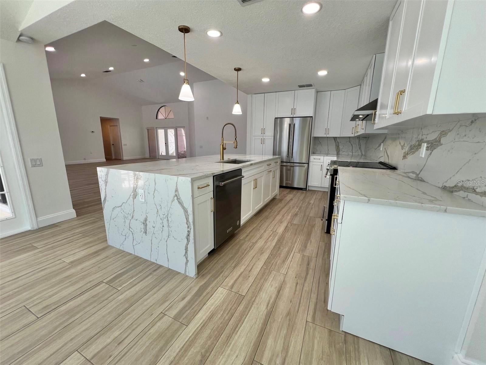 4804 Longwater Way Tampa FL 33615 TB8463205 image20