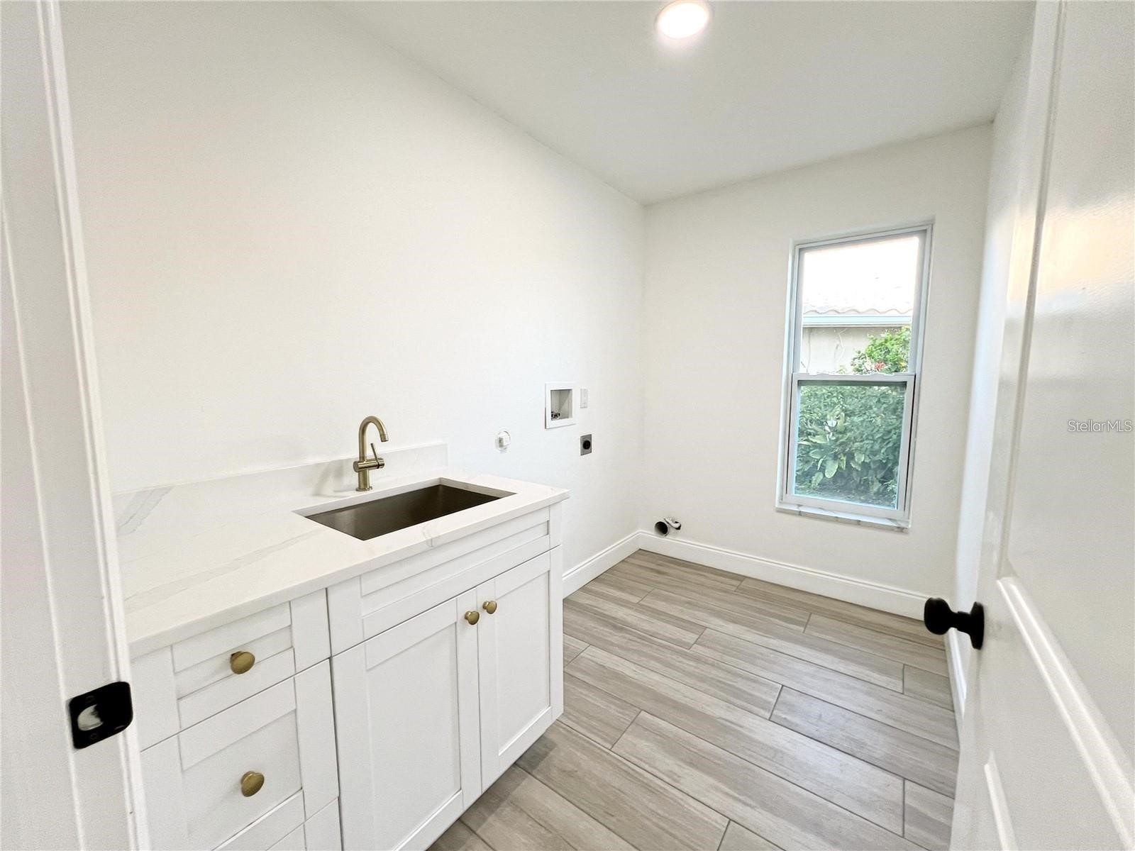 4804 Longwater Way Tampa FL 33615 TB8463205 image53