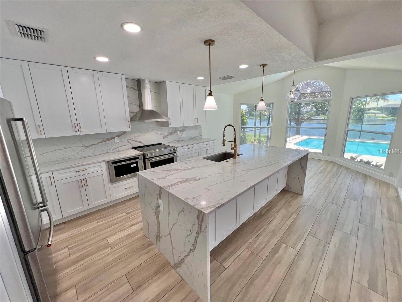 4804 Longwater Way Tampa FL 33615 TB8463205 image6