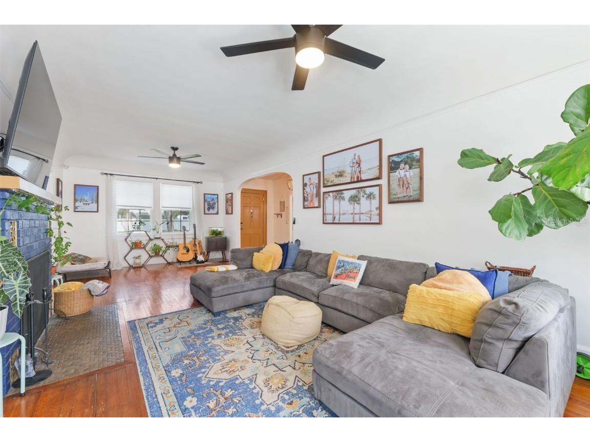 4805 16th Street N Saint Petersburg FL 33703 TB8418013 image6