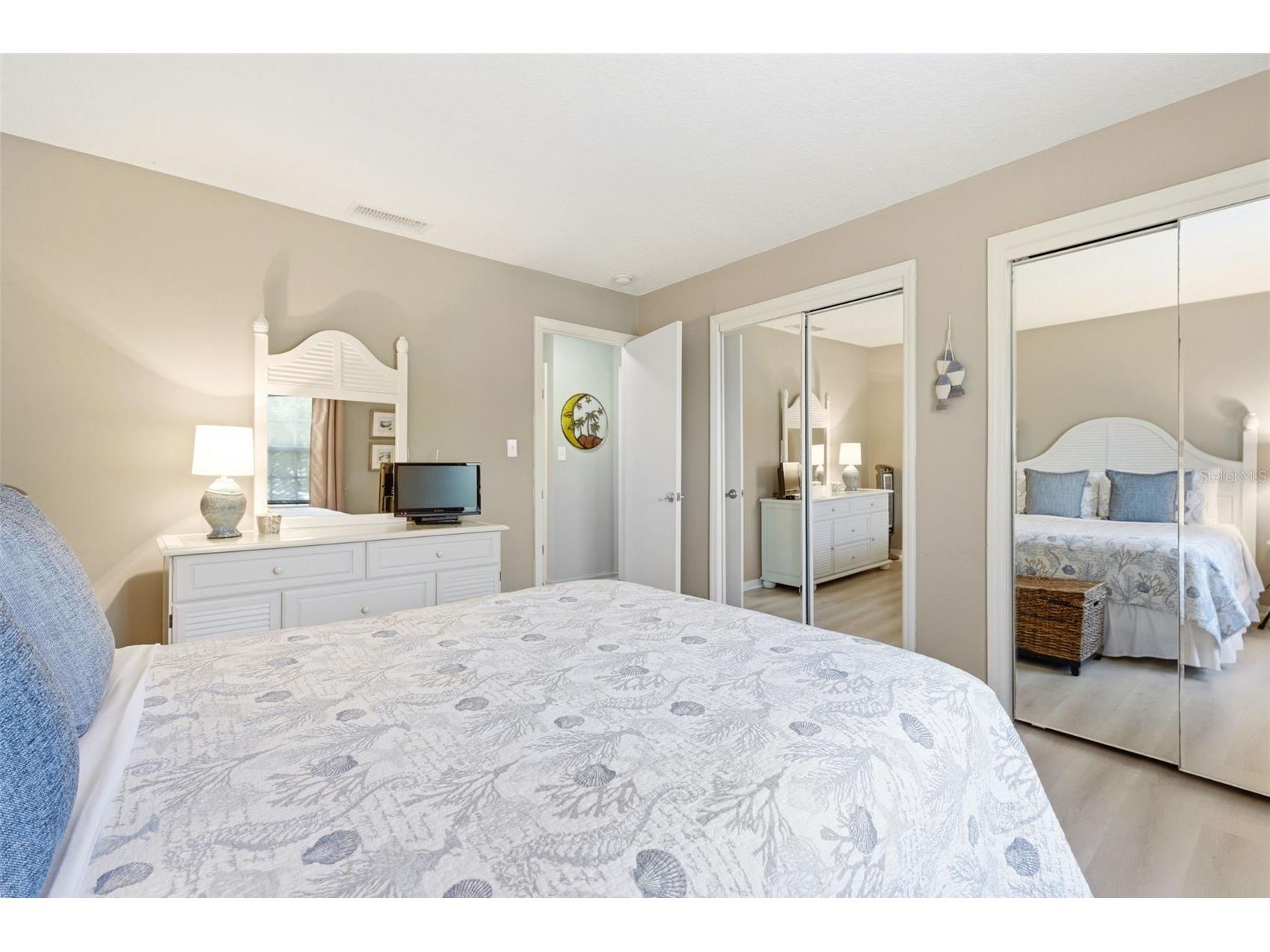 4805 Cobia Drive SE #D FURNISHED Saint Petersburg FL 33705 - LITTLE BAYOU OFF TAMPA BAY TB8507136 image26