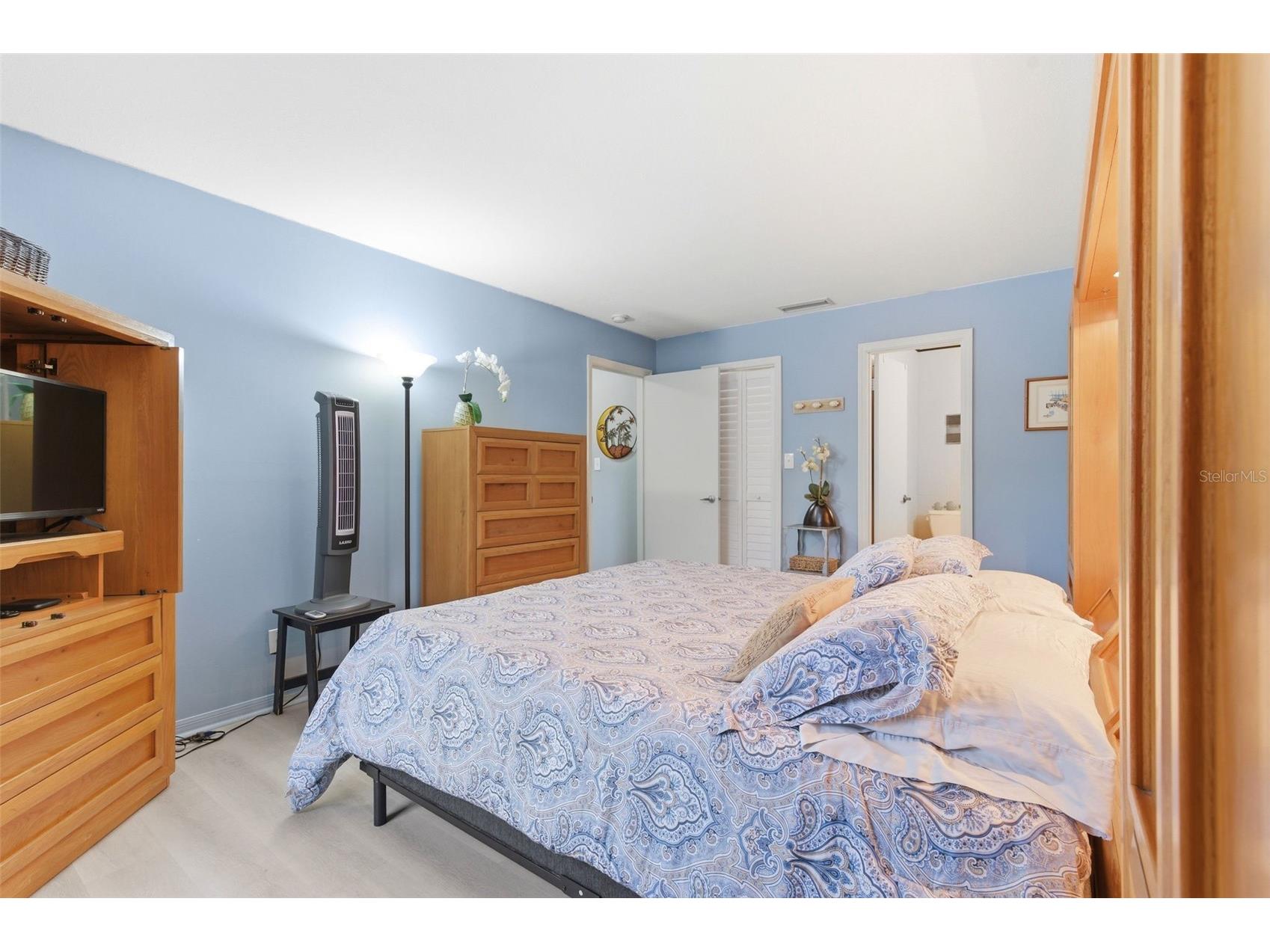 4805 Cobia Drive SE #D FURNISHED Saint Petersburg FL 33705 - LITTLE BAYOU OFF TAMPA BAY TB8507136 image30