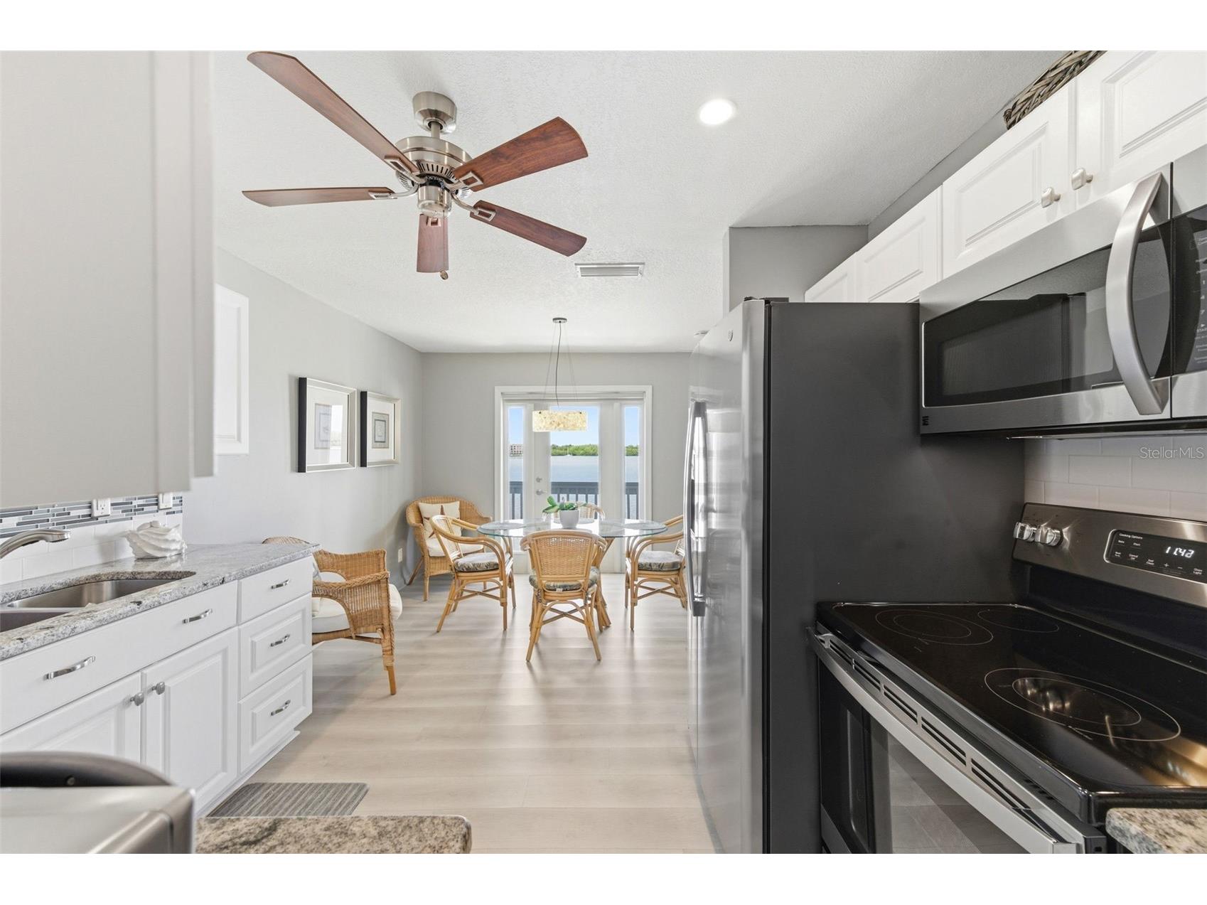 4805 Cobia Drive SE #D FURNISHED Saint Petersburg FL 33705 - LITTLE BAYOU OFF TAMPA BAY TB8507136 image9