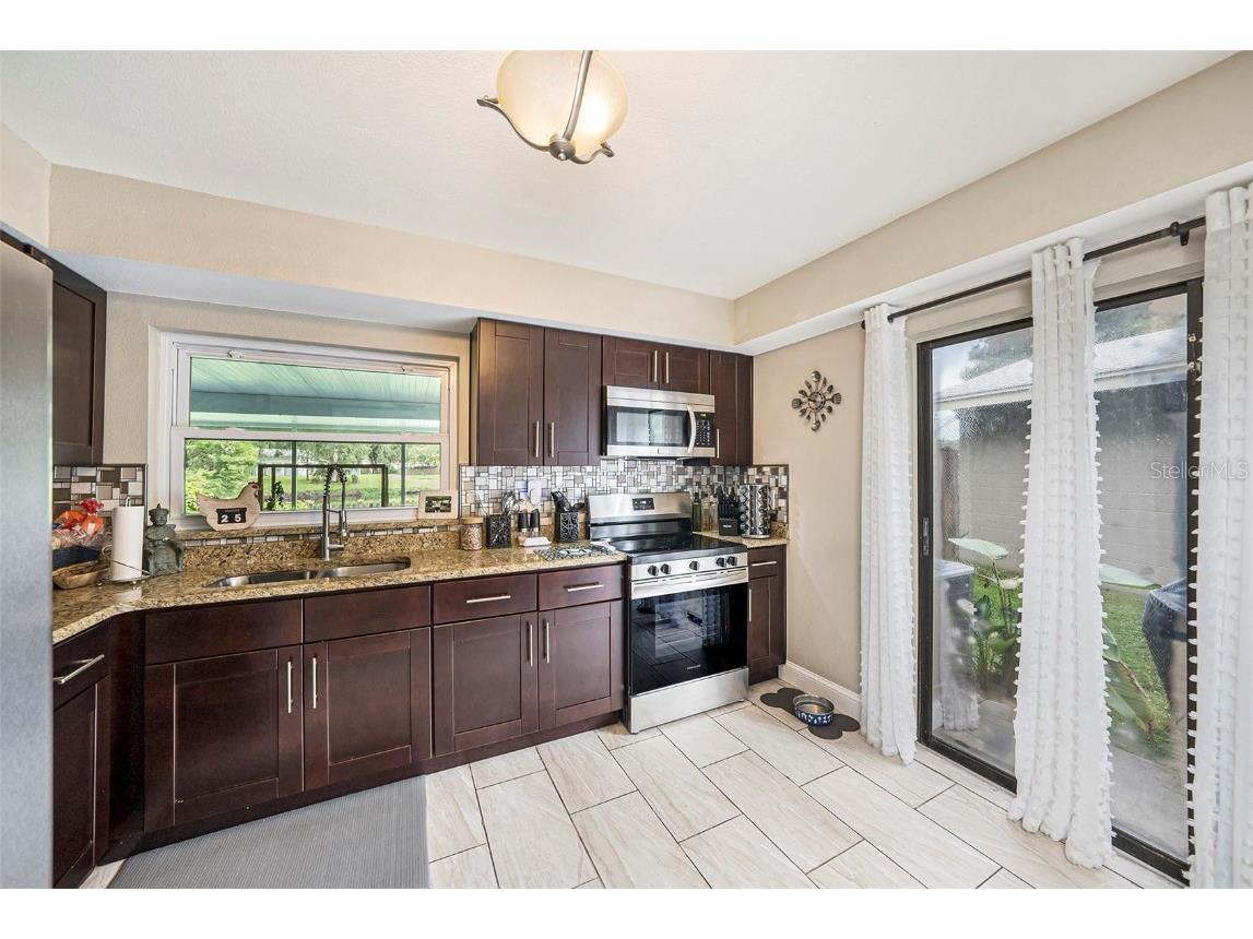 4805 Grove Point Drive Tampa FL 33624 TB8407614 image11