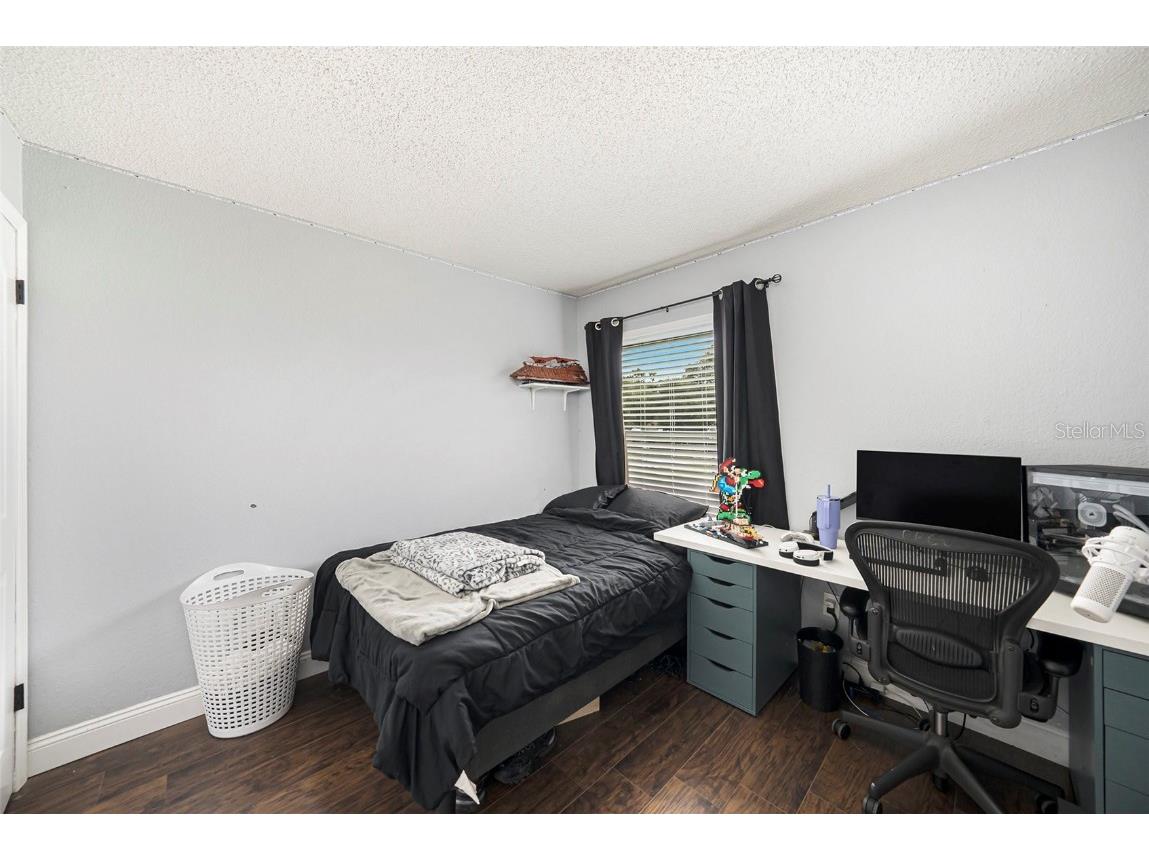 4805 Grove Point Drive Tampa FL 33624 TB8407614 image21