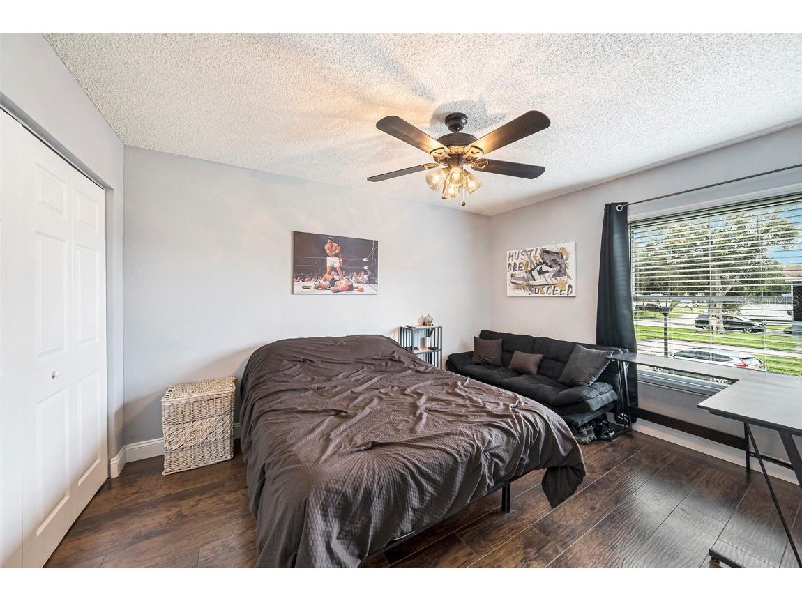 4805 Grove Point Drive Tampa FL 33624 TB8407614 image22