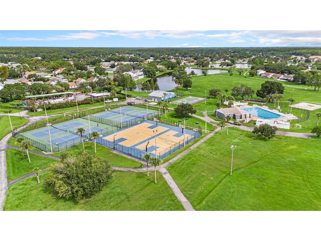 4805 Grove Point Drive Tampa FL 33624 TB8407614 image32