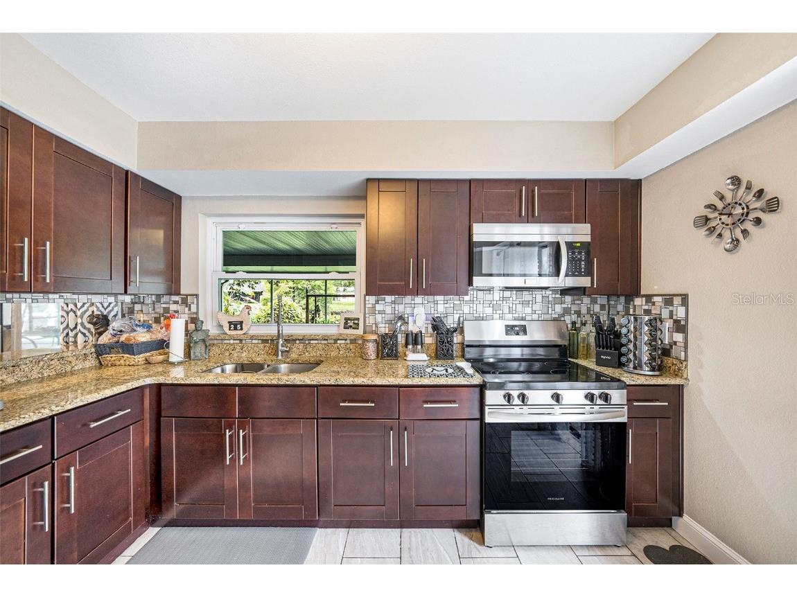 4805 Grove Point Drive Tampa FL 33624 TB8407614 image9