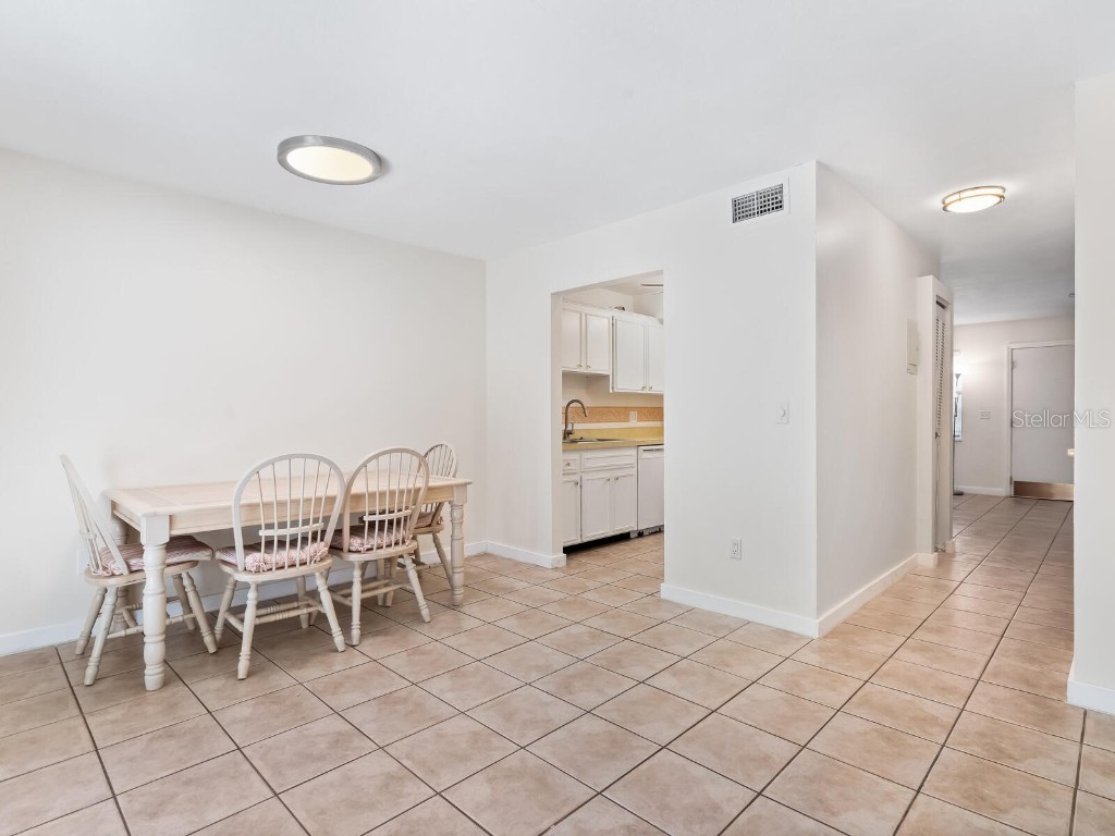4805 Rilma Avenue #107 Sarasota FL 34234 A4676019 image10