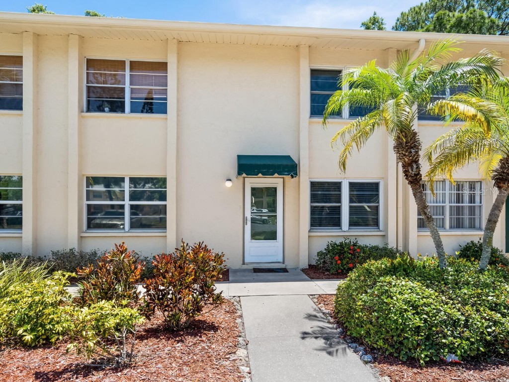 4805 Rilma Avenue #107 Sarasota FL 34234 A4676019 image2