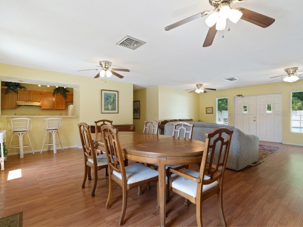 4805 Rilma Avenue #107 Sarasota FL 34234 A4676019 image32