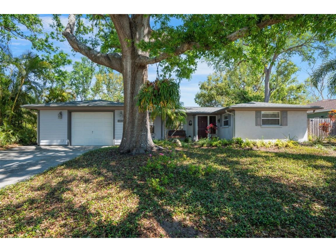 4806 Capri Avenue Sarasota FL 34235 A4646541 image1