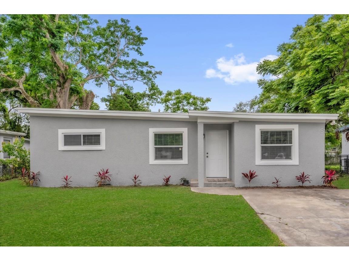 4806 Deauville Drive Orlando FL 32808 O6298386 image1