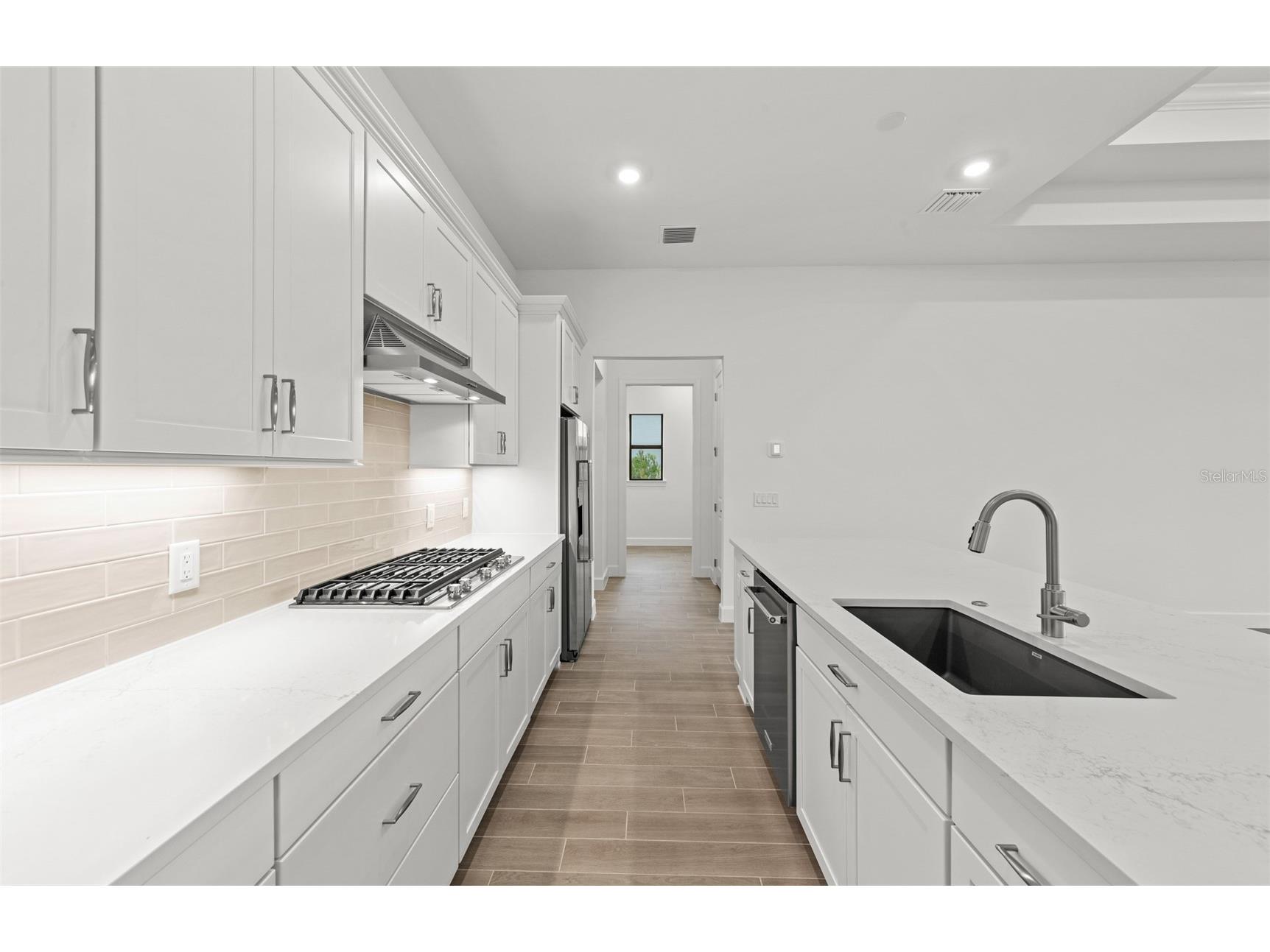 4806 Empire Landing Run Lakewood Ranch FL 34211 TB8476544 image17