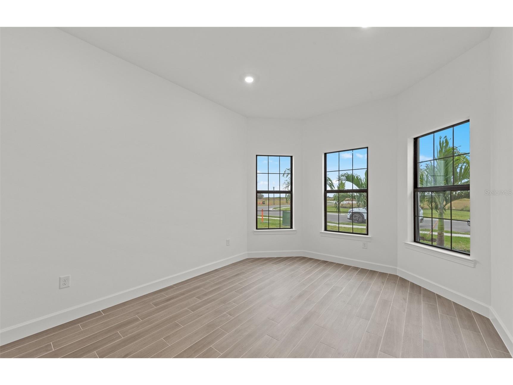 4806 Empire Landing Run Lakewood Ranch FL 34211 TB8476544 image9
