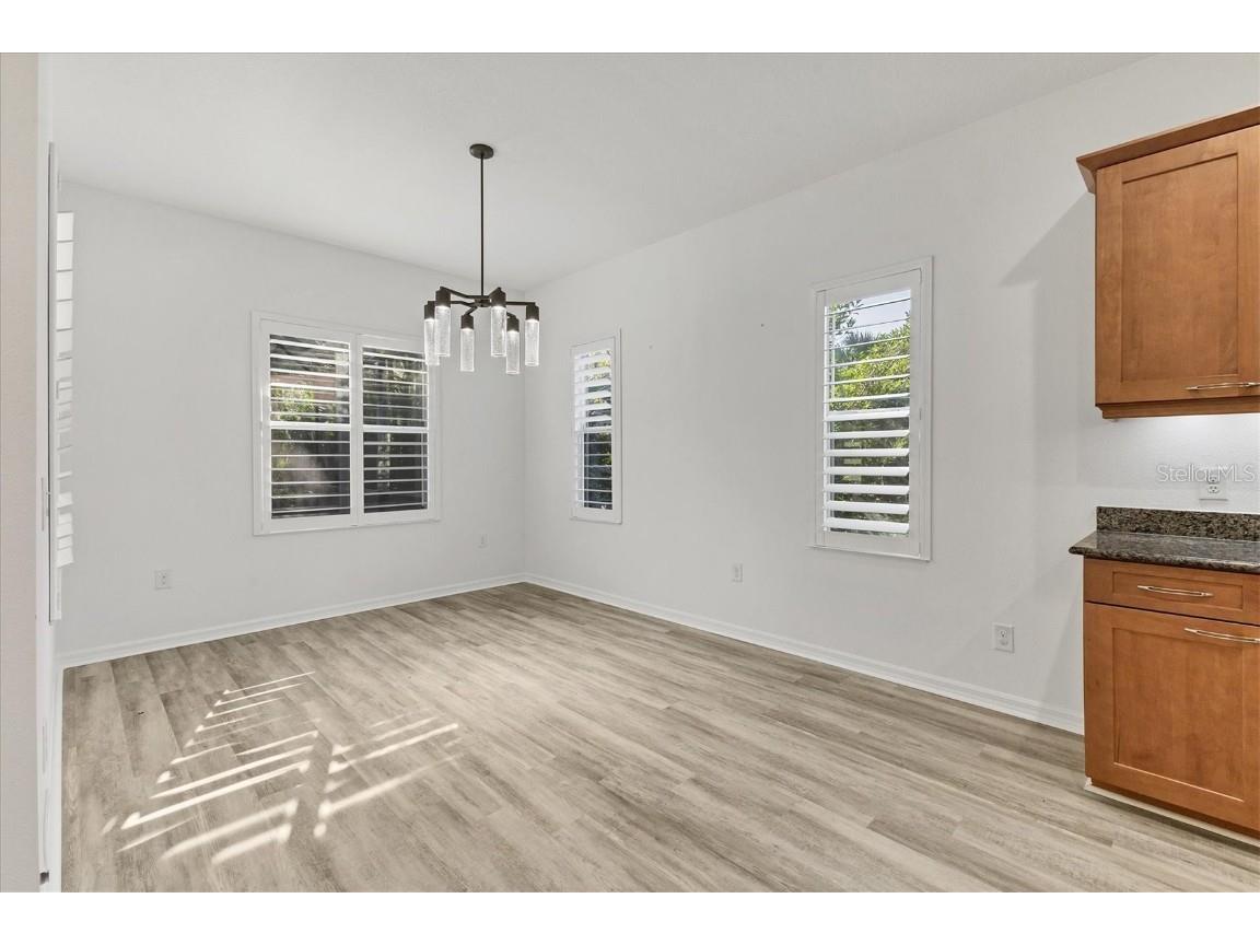 4806 Lake Breeze Terrace Sarasota FL 34243 A4675924 image11