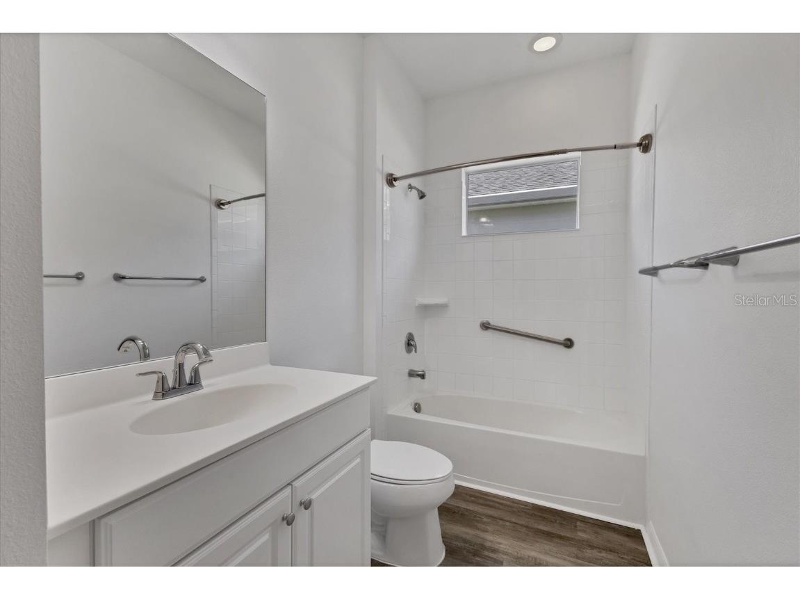 4806 Lake Breeze Terrace Sarasota FL 34243 A4675924 image19